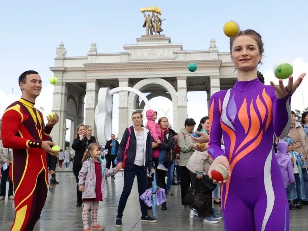 Что проходит на вднх. ВДНХ мероприятия. День города на ВДНХ. День города Москвы 2019. Мероприятия на ВДНХ завтра.