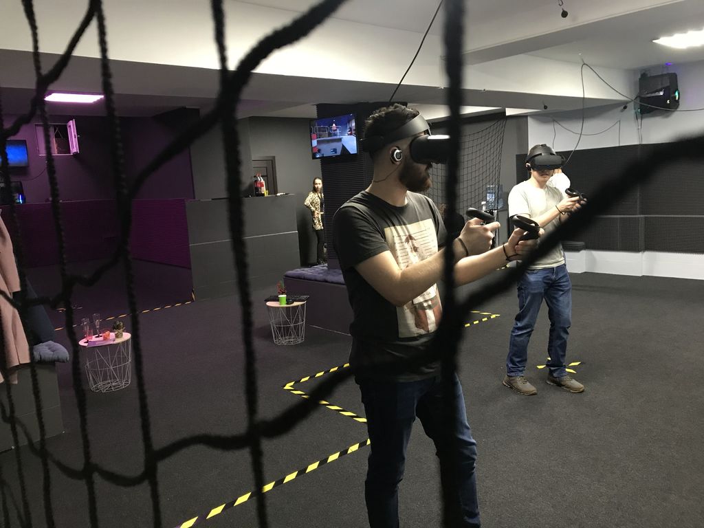 Игры с друзьями в OMG VR